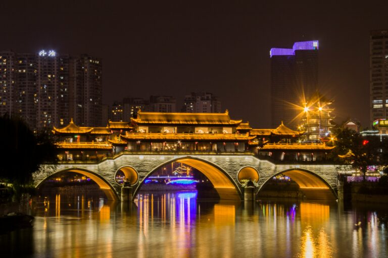 Chengdu: Pozvánka na Světové hry 2023 a hudební video