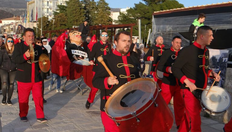 Fenomen „Albanian Army“ a jeho vliv na filmový průmysl